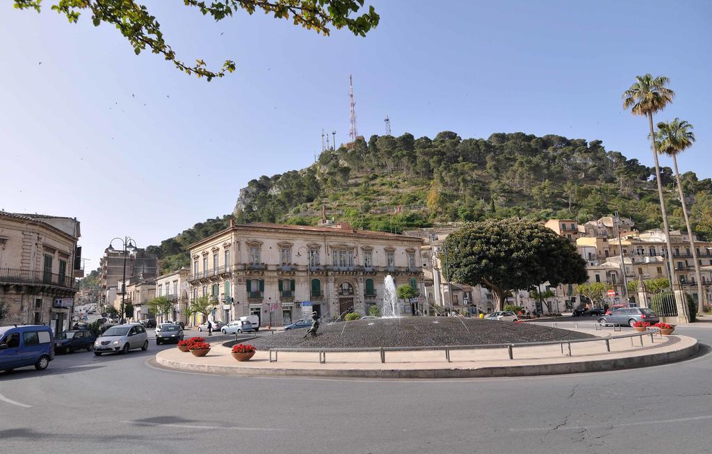 Vacanze Romantiche A Modica Bilik gambar