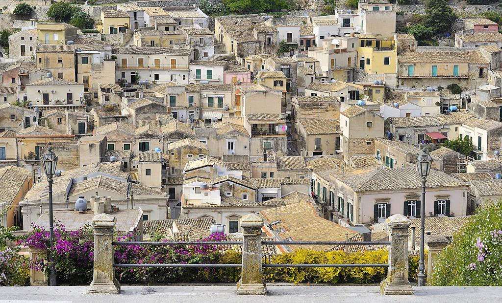 Vacanze Romantiche A Modica Luaran gambar